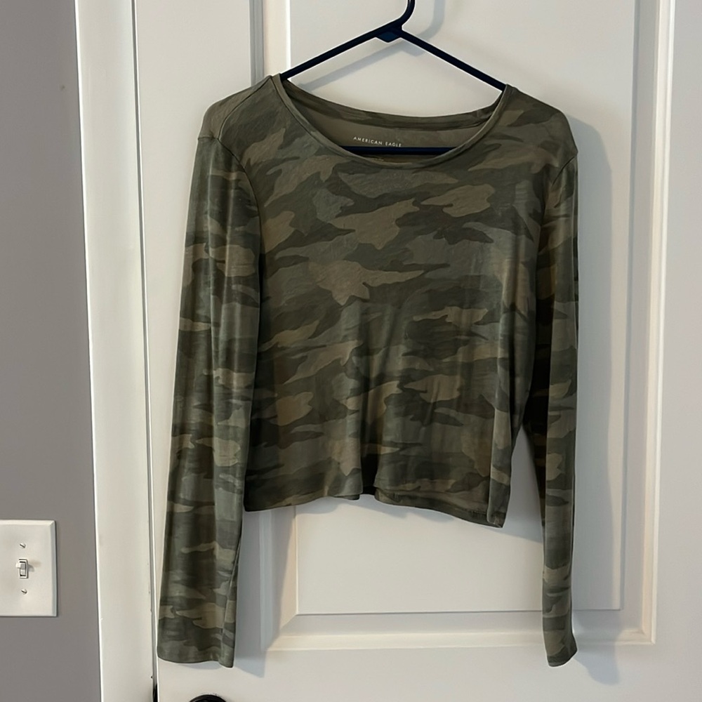 American Eagle Camo Longsleeve Youth Large